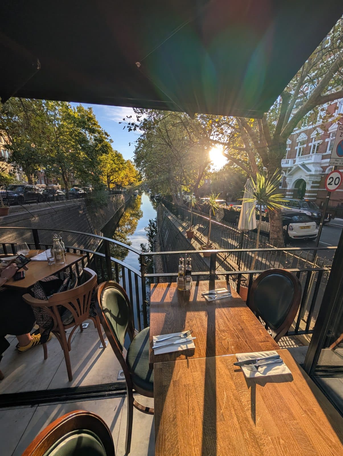 Laville Restaurant